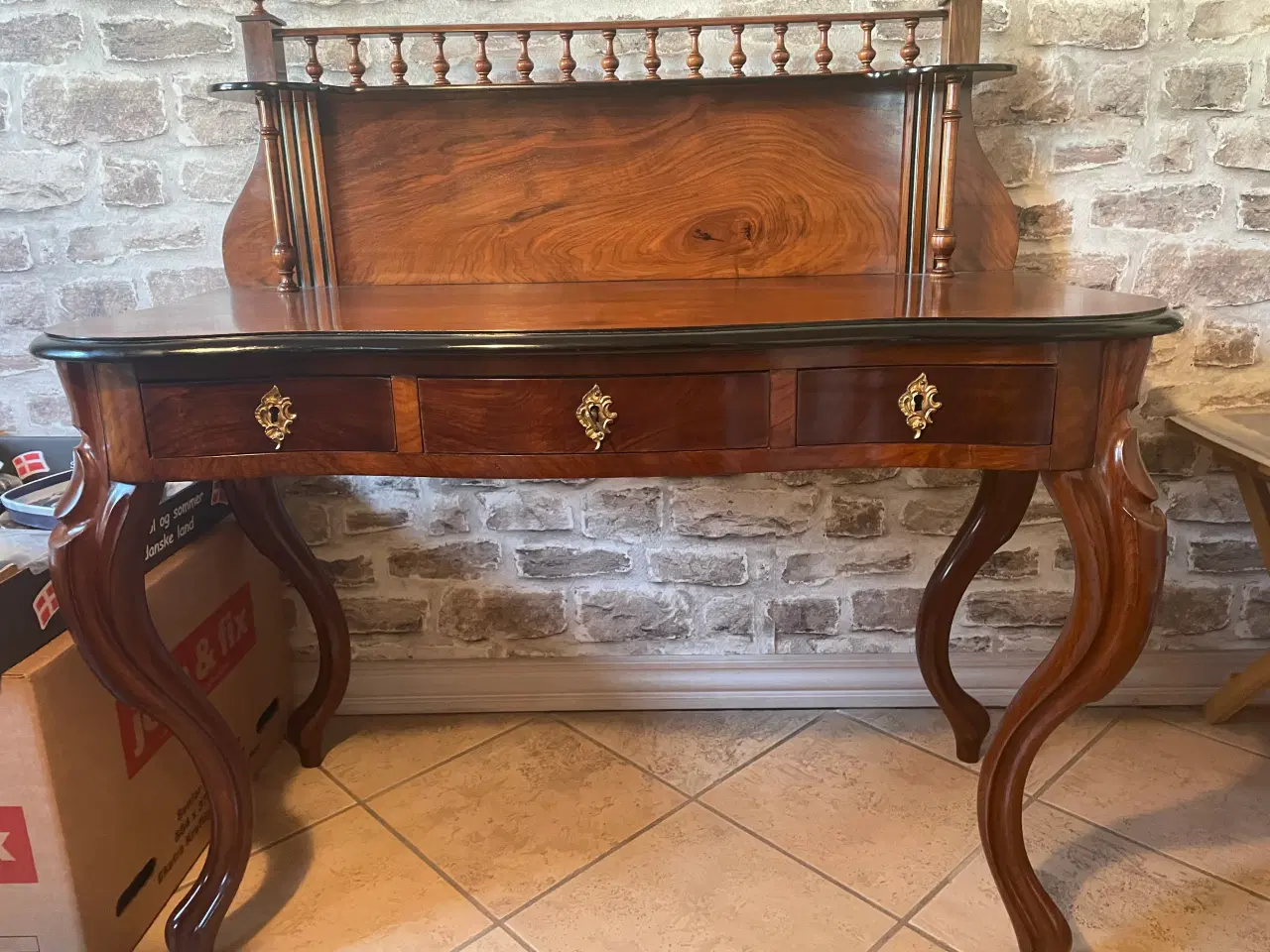 Billede 2 - Antik Skrivebord