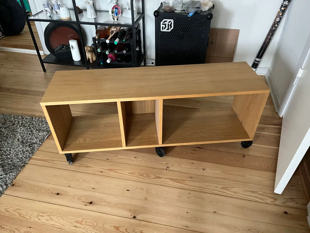 Billede 3 - Pænt TV bord