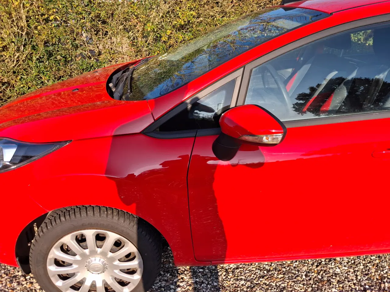 Billede 2 - Ford Fiesta lav kilometertal.