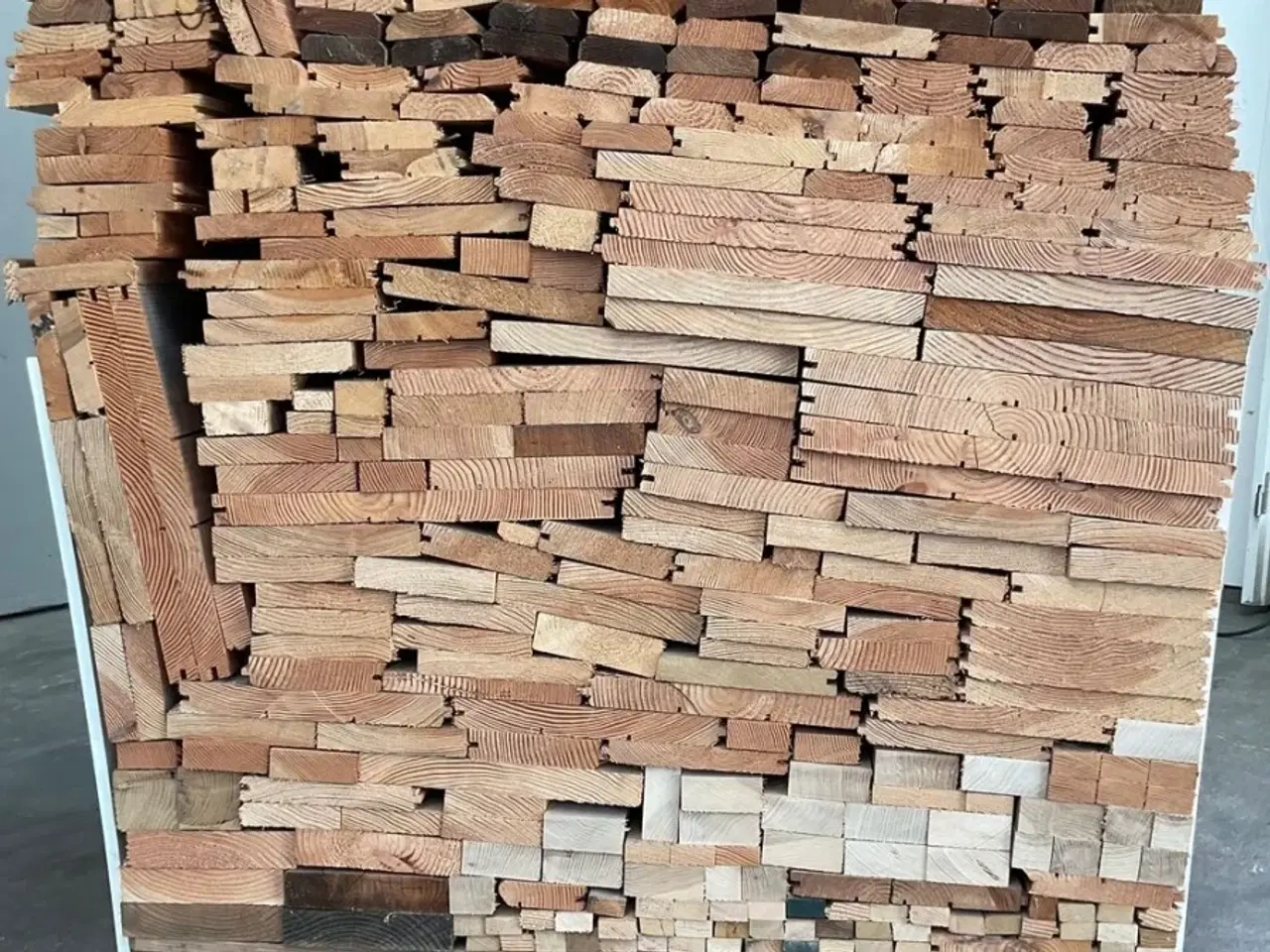 Billede 3 - Afskær af gulvbrædder, samlet parti.