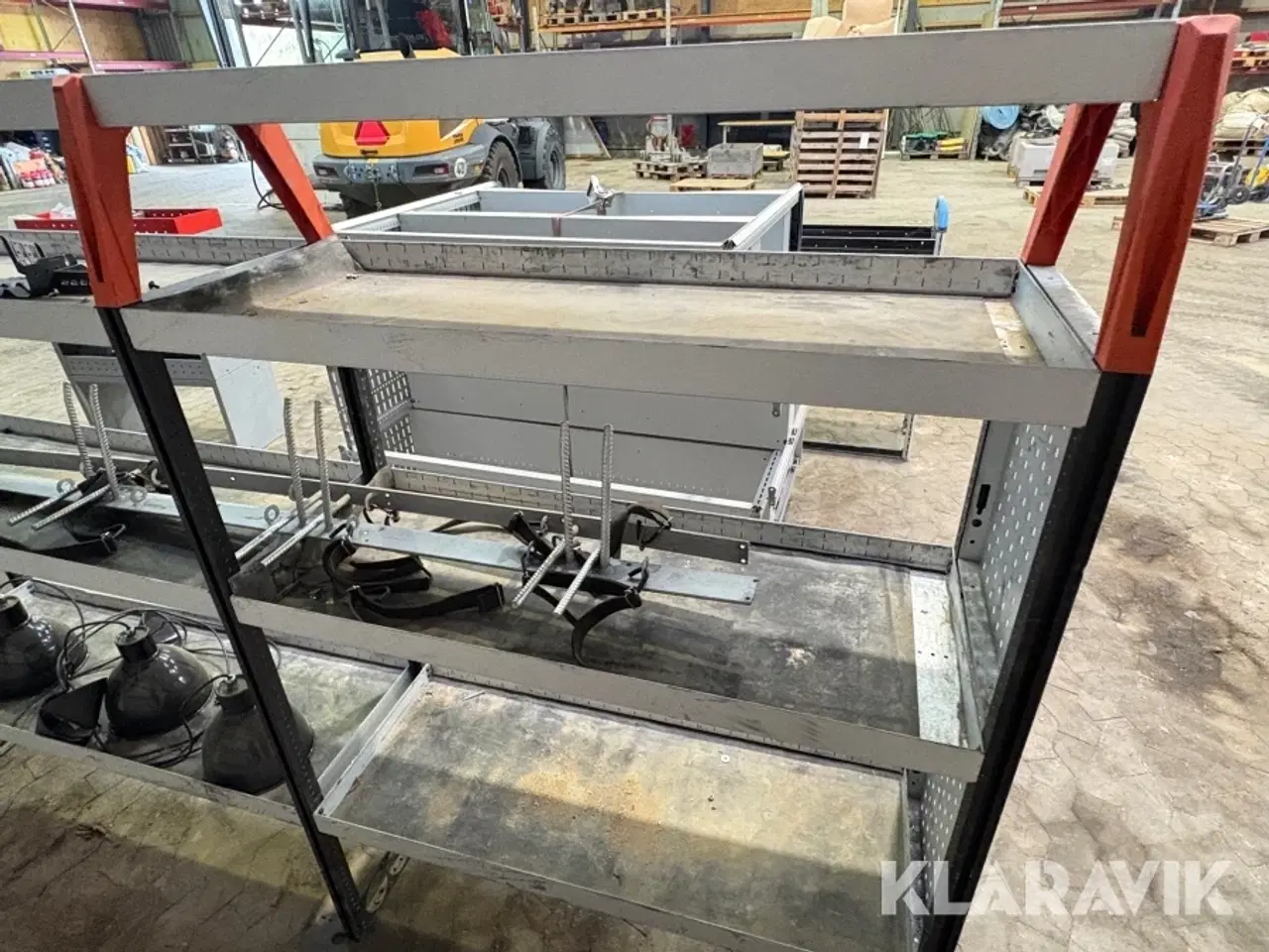 Billede 12 - Bil inventar / reoler Work system