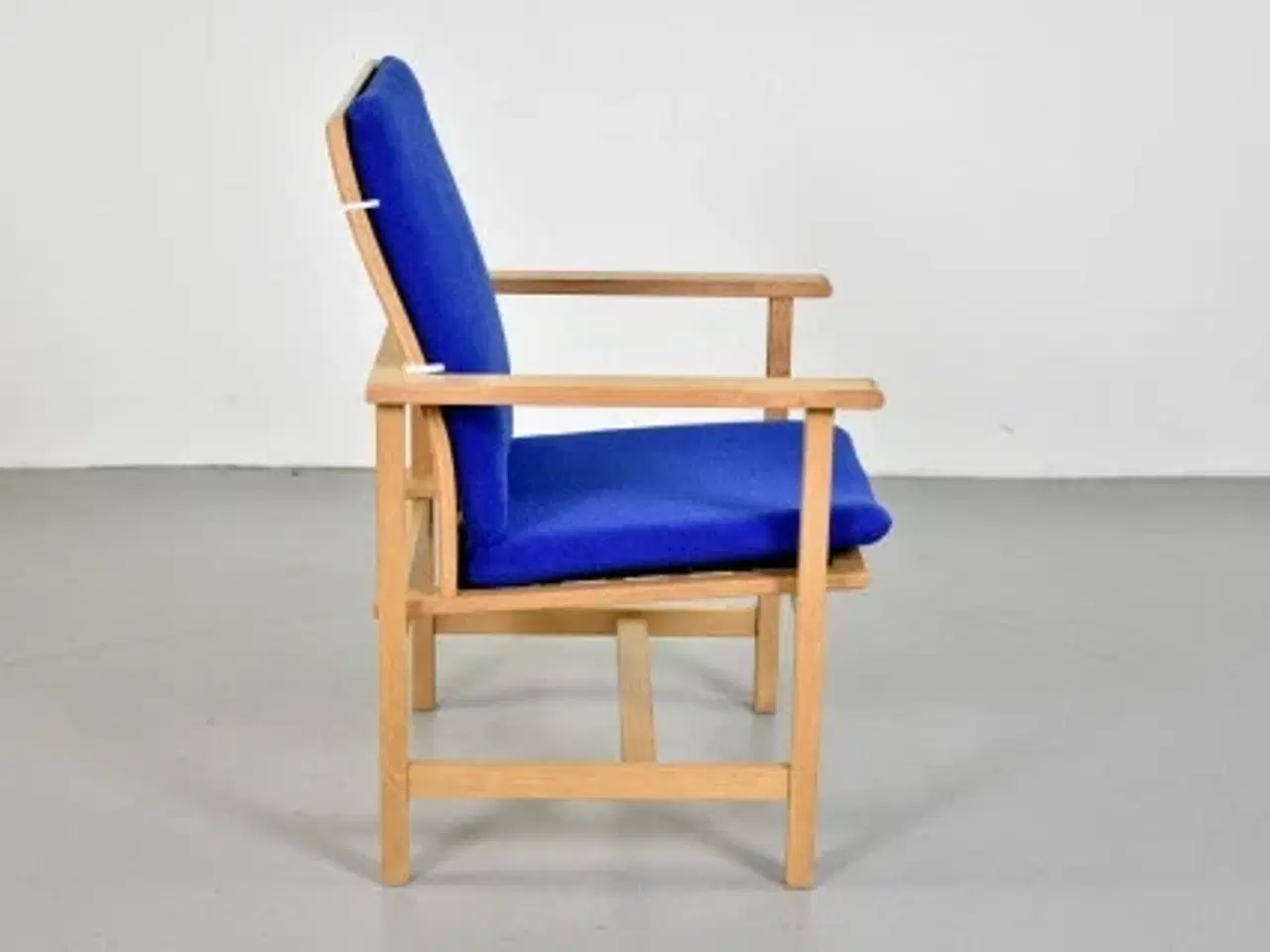 Billede 4 - Børge mogensen lænestol i eg med blåt polster