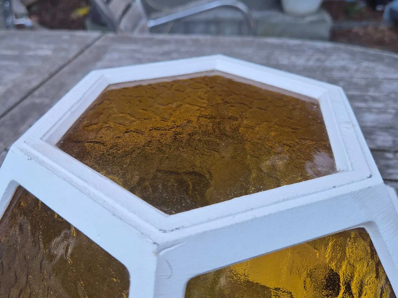 Billede 12 - Sekskantet plafond med gule glas 