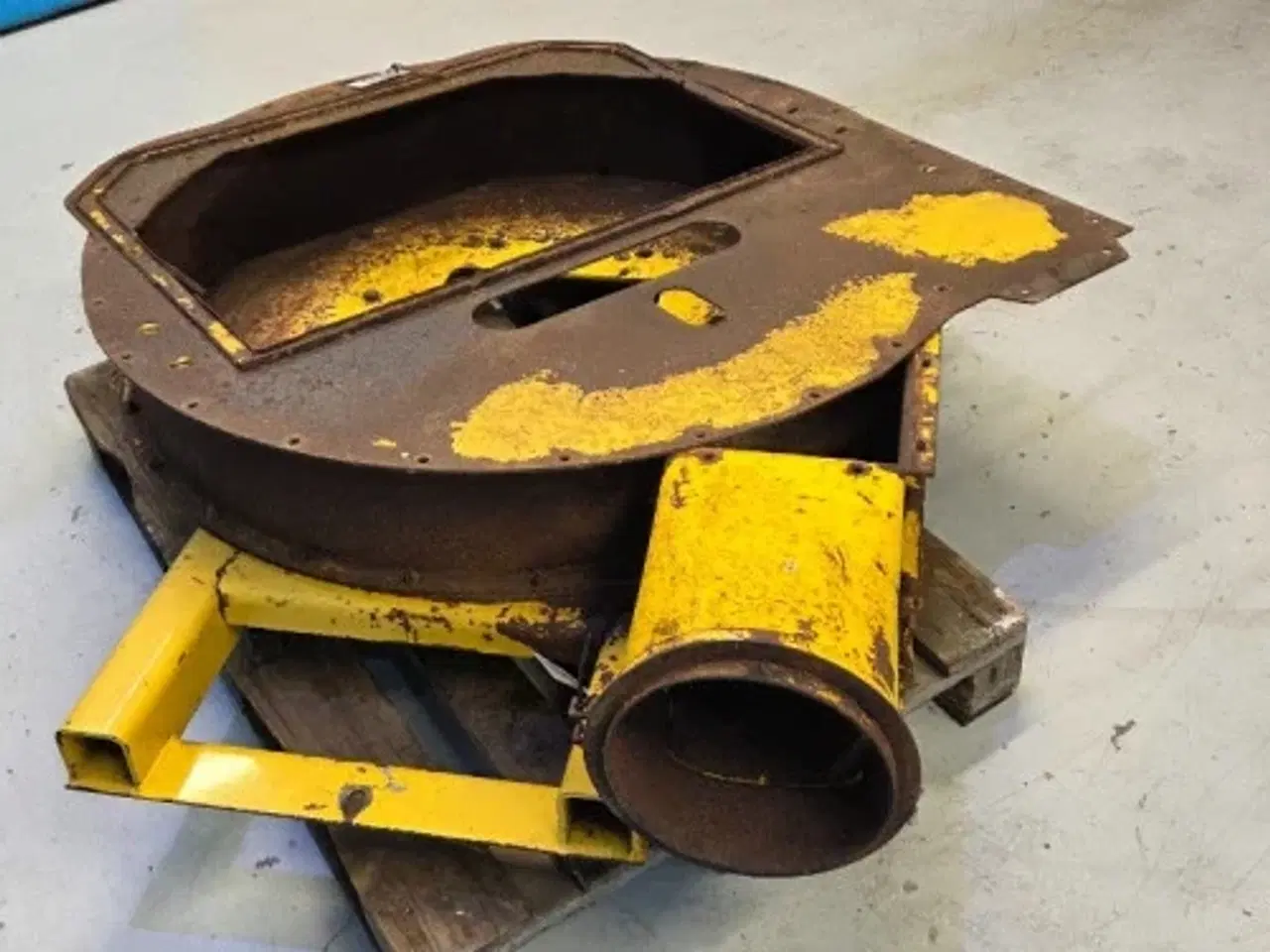 Billede 9 - New Holland FX38 Blæserhus