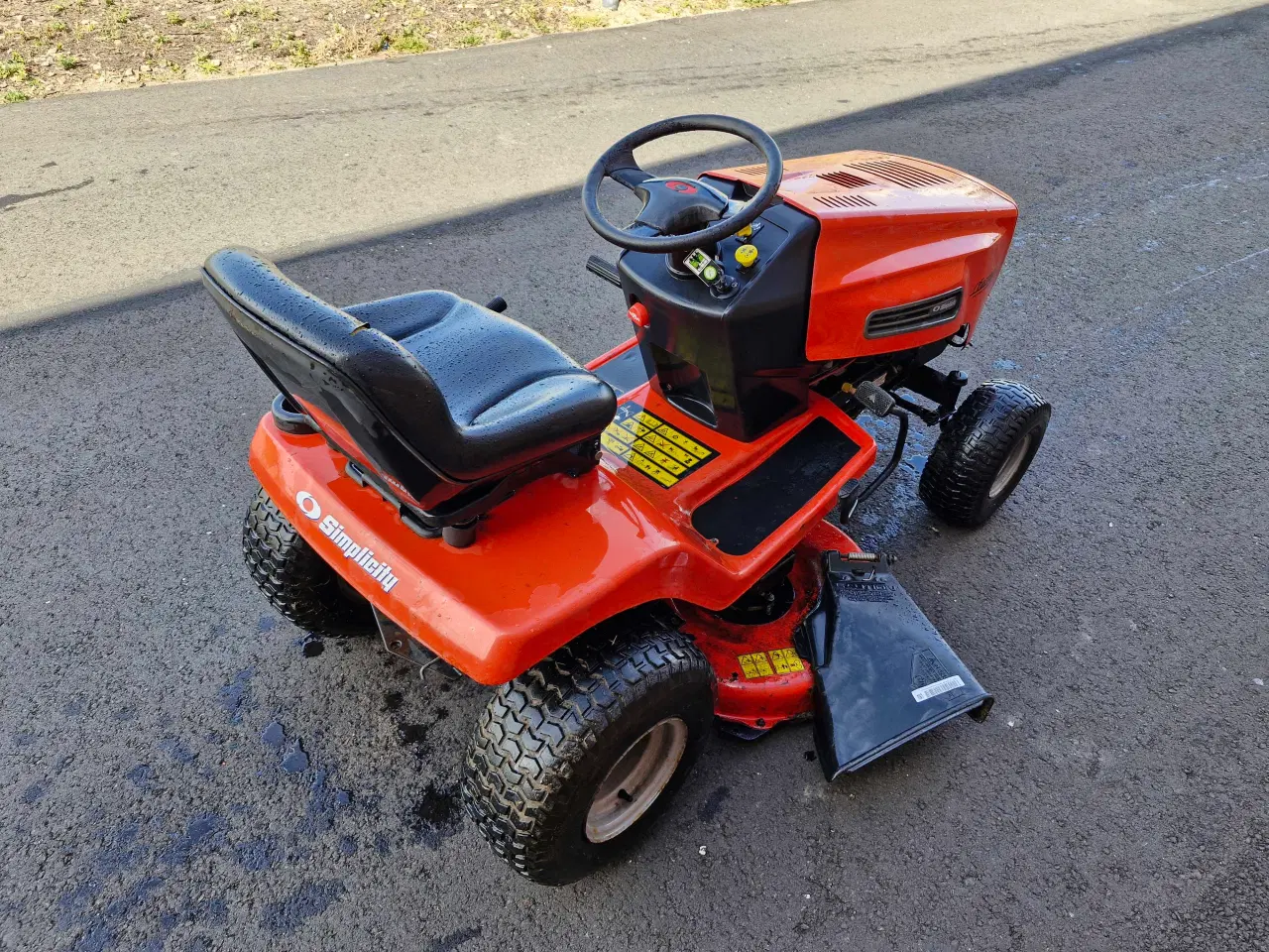 Billede 4 - Simplicity ELT17542 Havetraktor 