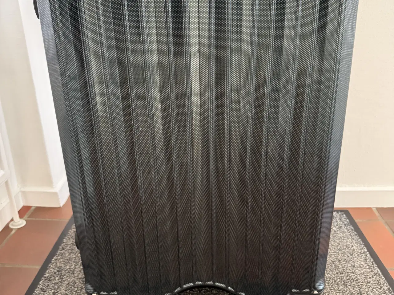 Billede 1 - Kuffert med hjul 