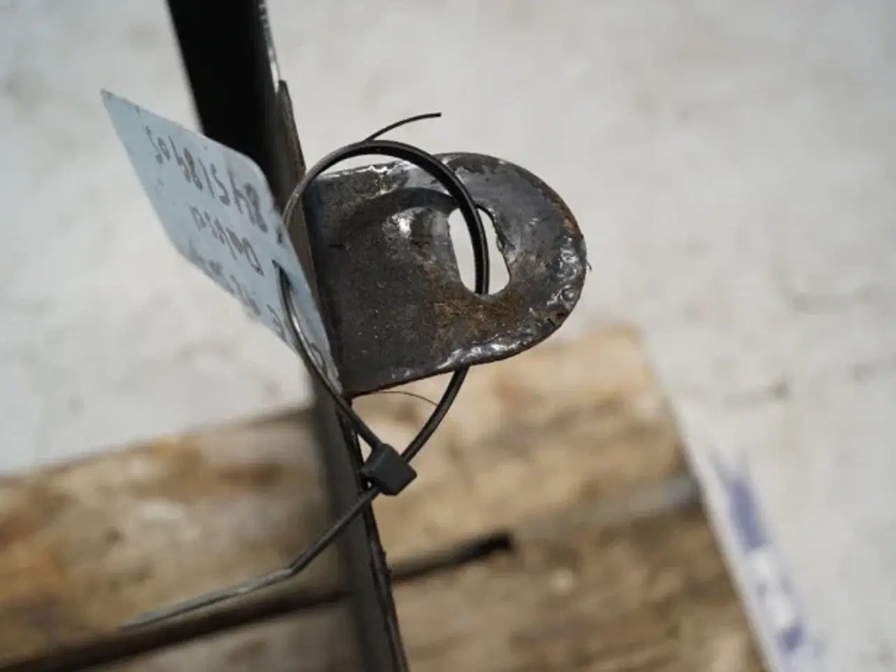 Billede 16 - Case 9230 Afskærmning 84518905