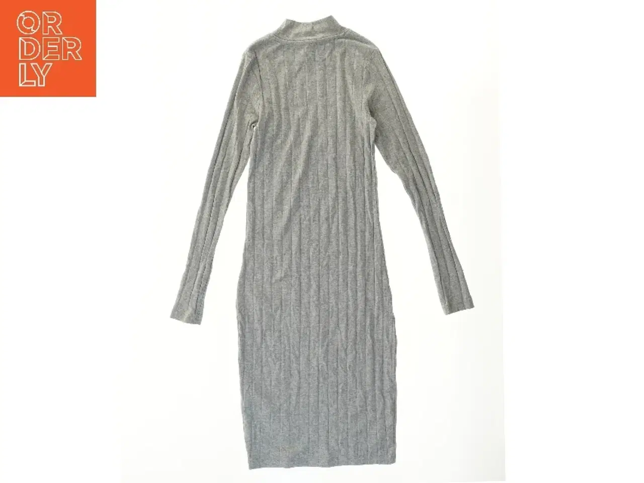 Billede 2 - Langærmet grå kjole fra Name It (str. 152)