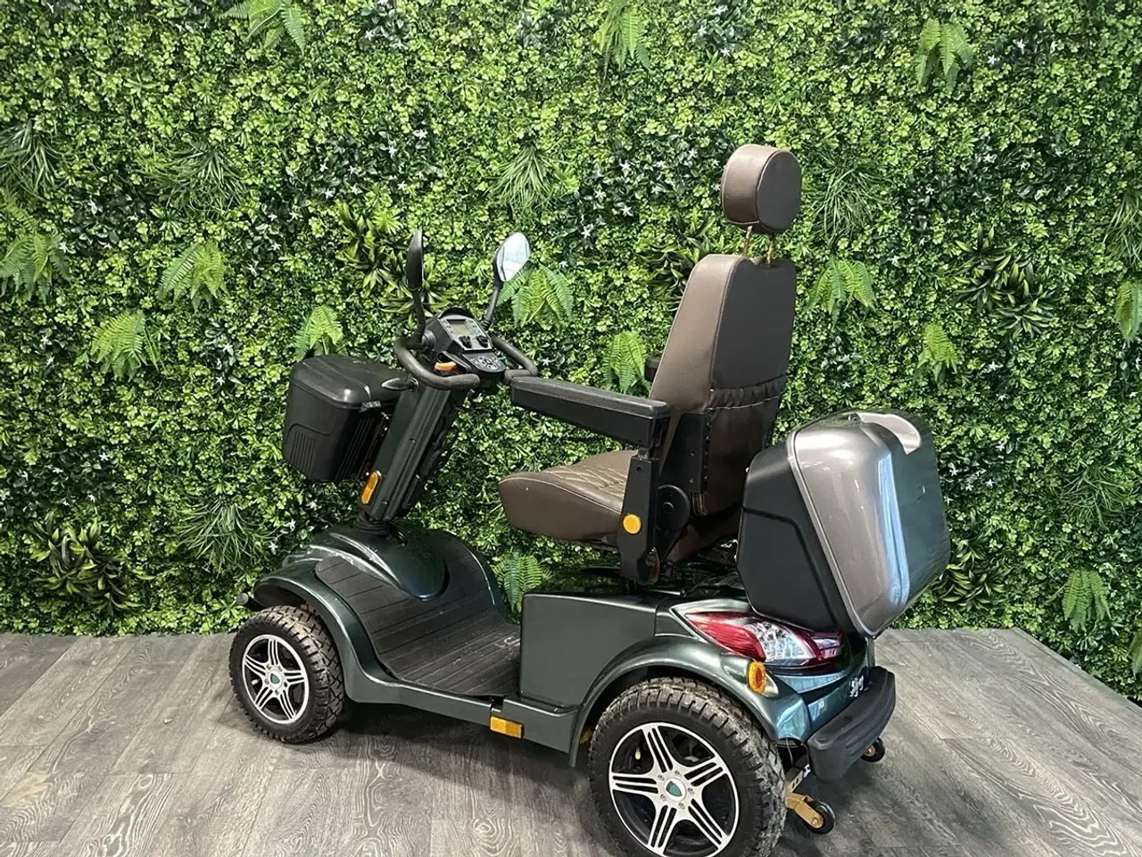 Billede 2 - LM-700 grøn