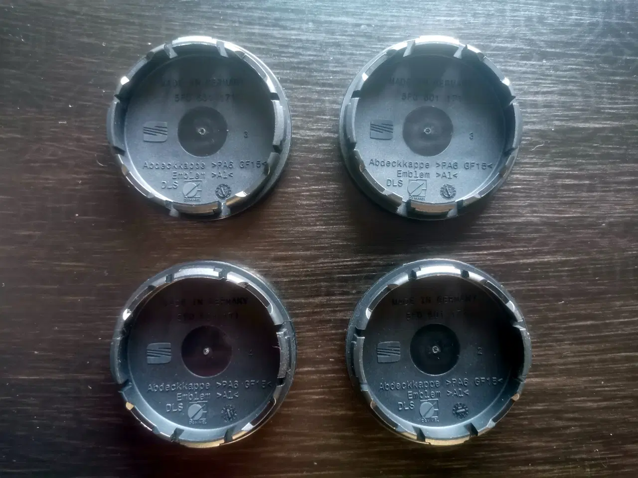 Billede 2 - Seat navkapsler