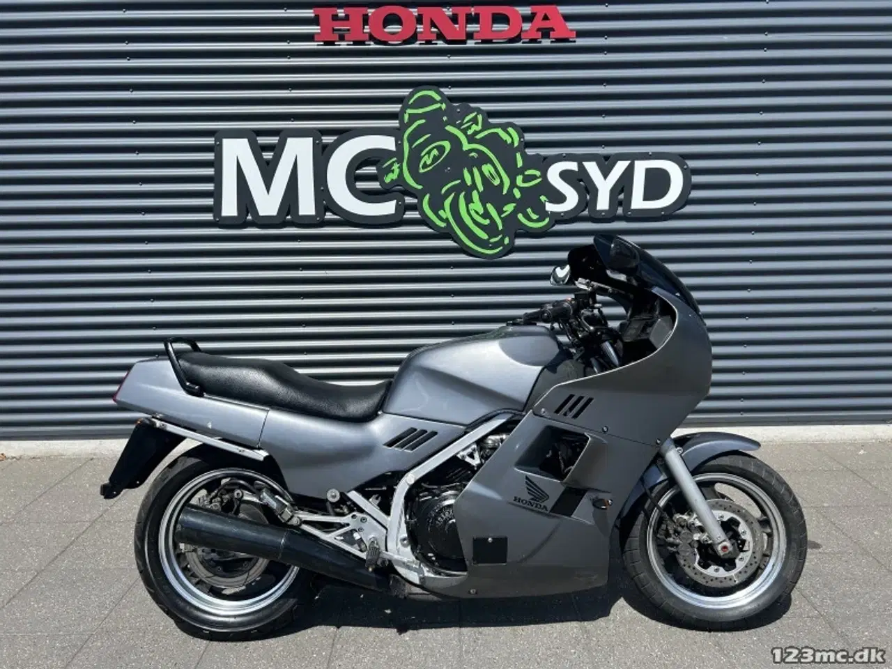 Billede 1 - Honda VF 1000 F - Sælges engros