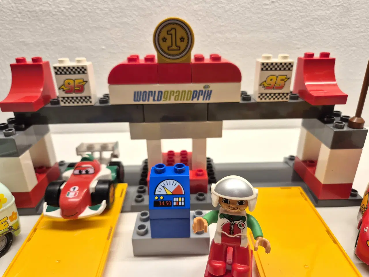 Billede 3 - Duplo Disney Pit Stop