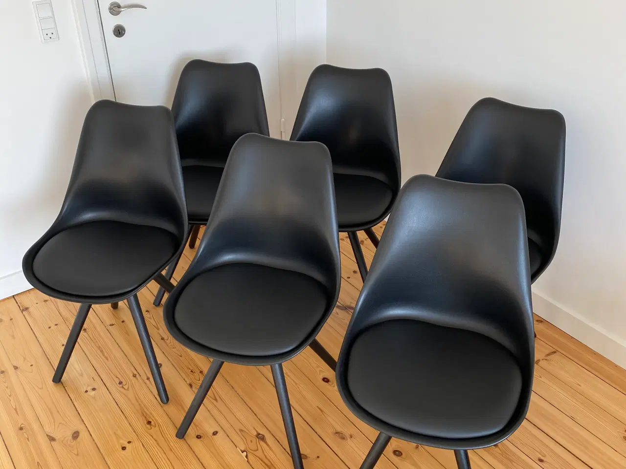 Billede 1 - 6 stk LUNA spisebordsstole, stilrene & komfortable