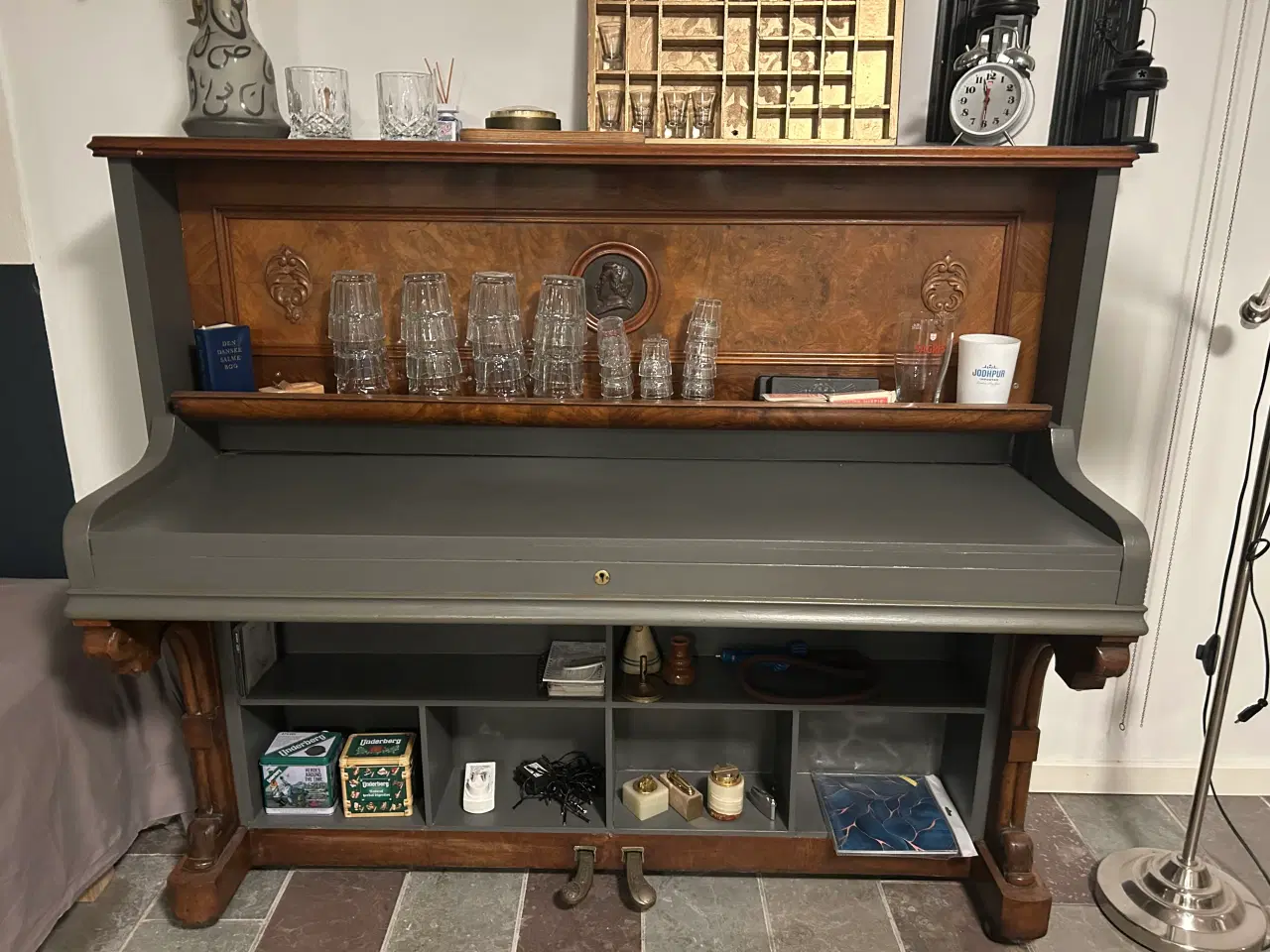 Billede 1 - Barreol/opbevaring lavet af klaver 