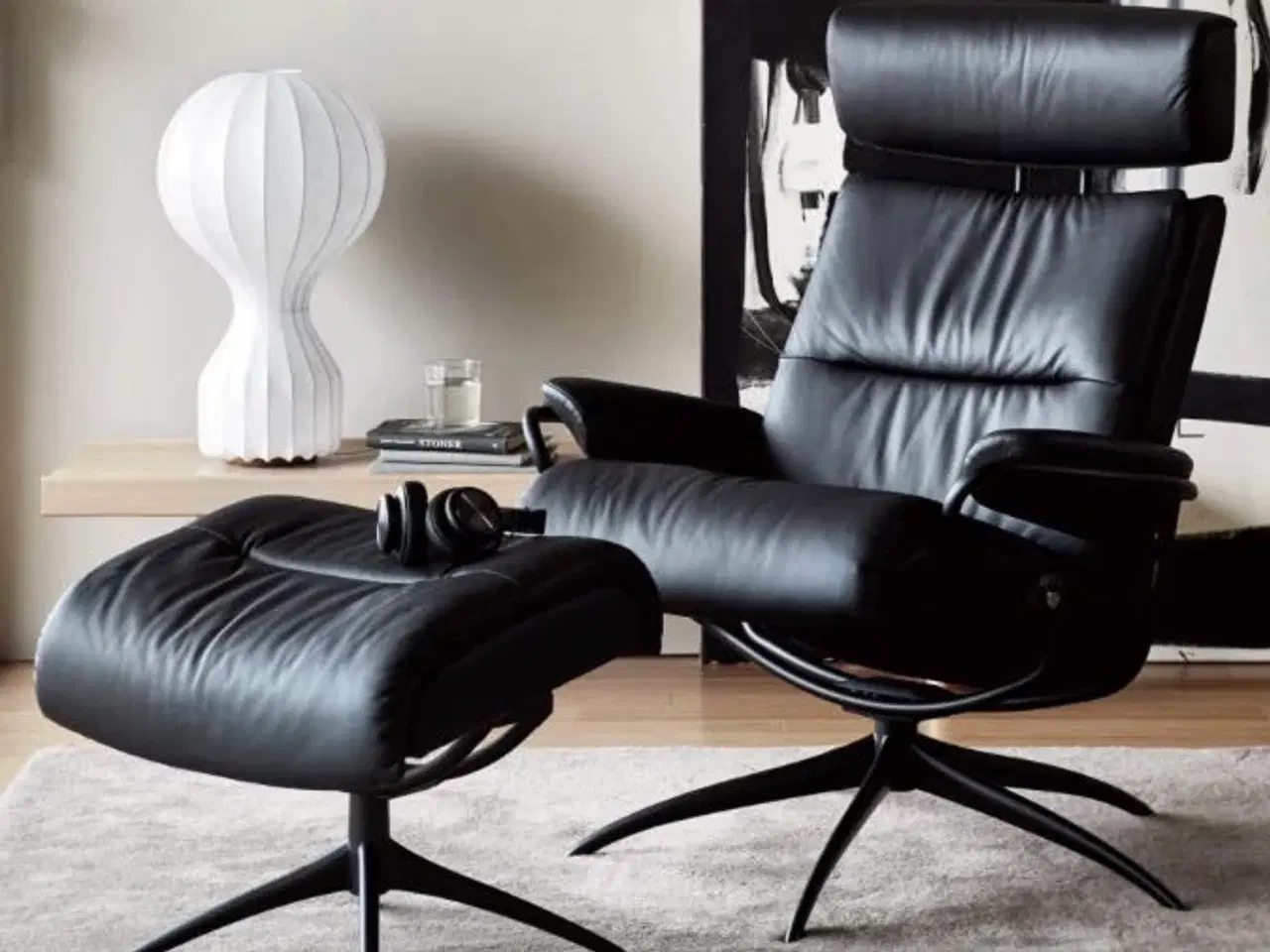 Billede 1 - Som ny Stressless top model læderlænestol