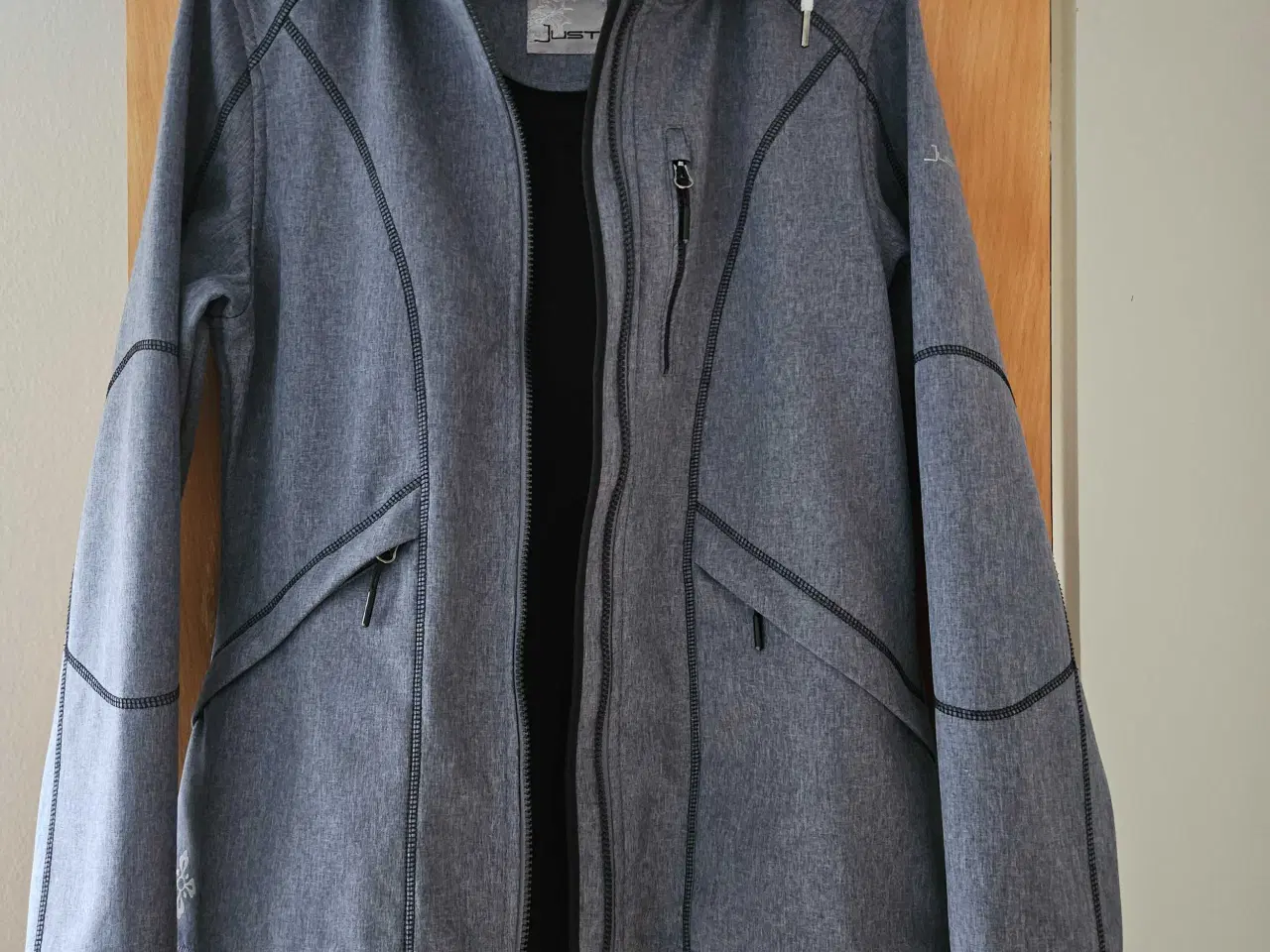 Billede 1 - VIND OG VANDAFVISENDE OVERGANGS JAKKE