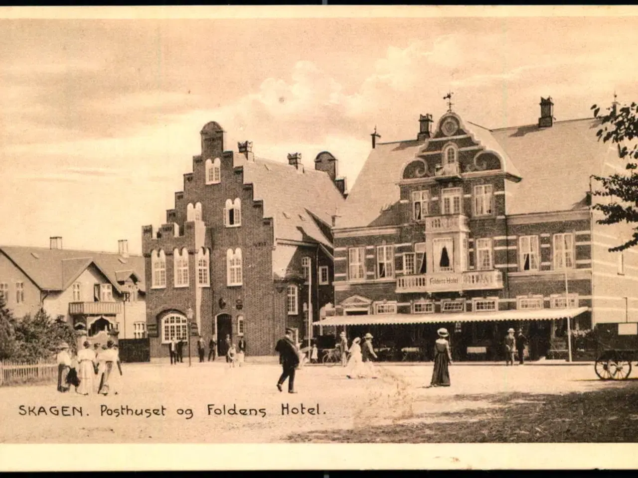 Billede 1 - Skagen - Posthuset og Foldens Hotel -  Skagen Kortforlag 24179 - Ubrugt