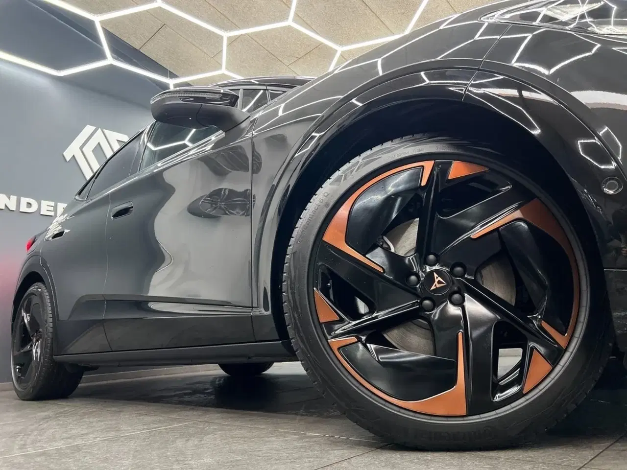 Billede 2 - Cupra Tavascan 77 VZ Adrenaline