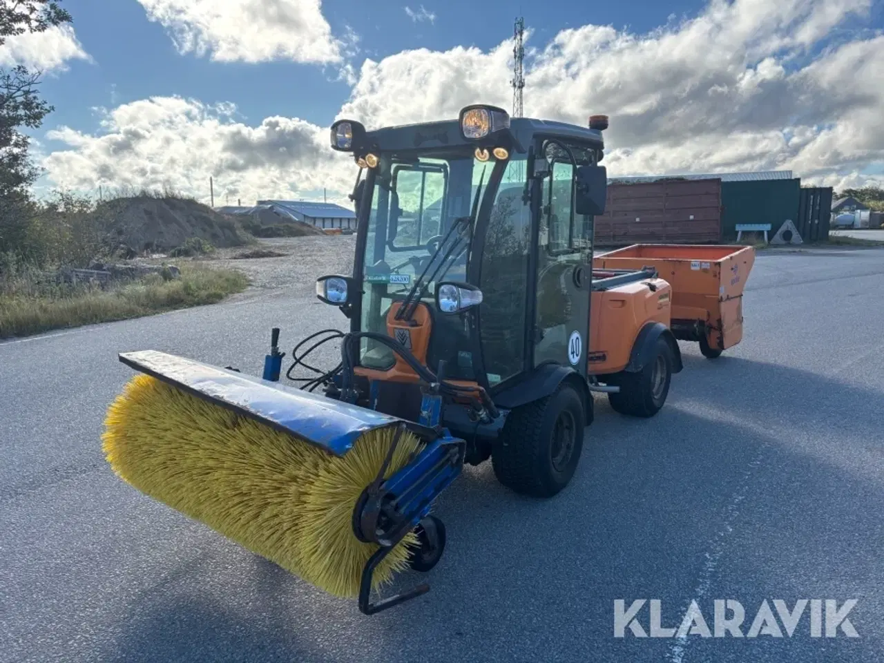 Billede 1 - Redskabsbærer Karcher Mic 50 advanced med tilbehør