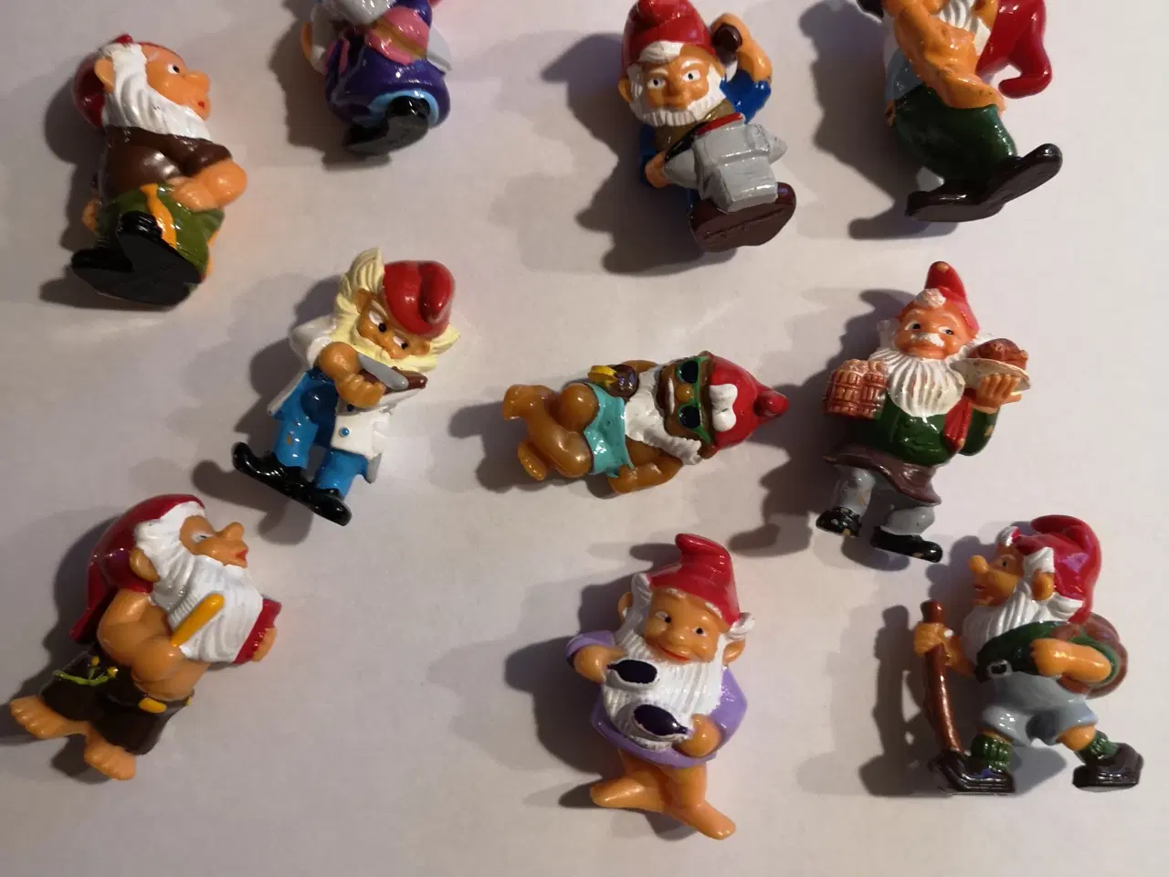 Billede 1 - Kinderæg figurer nisser