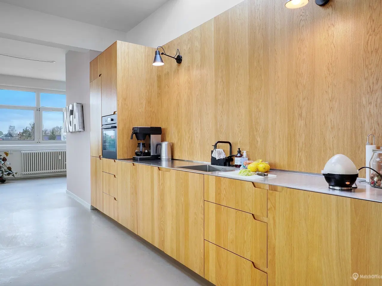 Billede 12 - Centralt beliggende ejendom med synlig facade mod Herlev Hovedgade