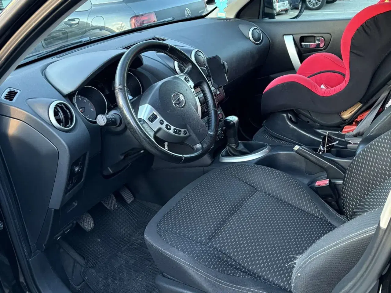 Billede 6 - NISSAN QASHQAI 1,6 fra 10 kun kørt 1997.xx km. 