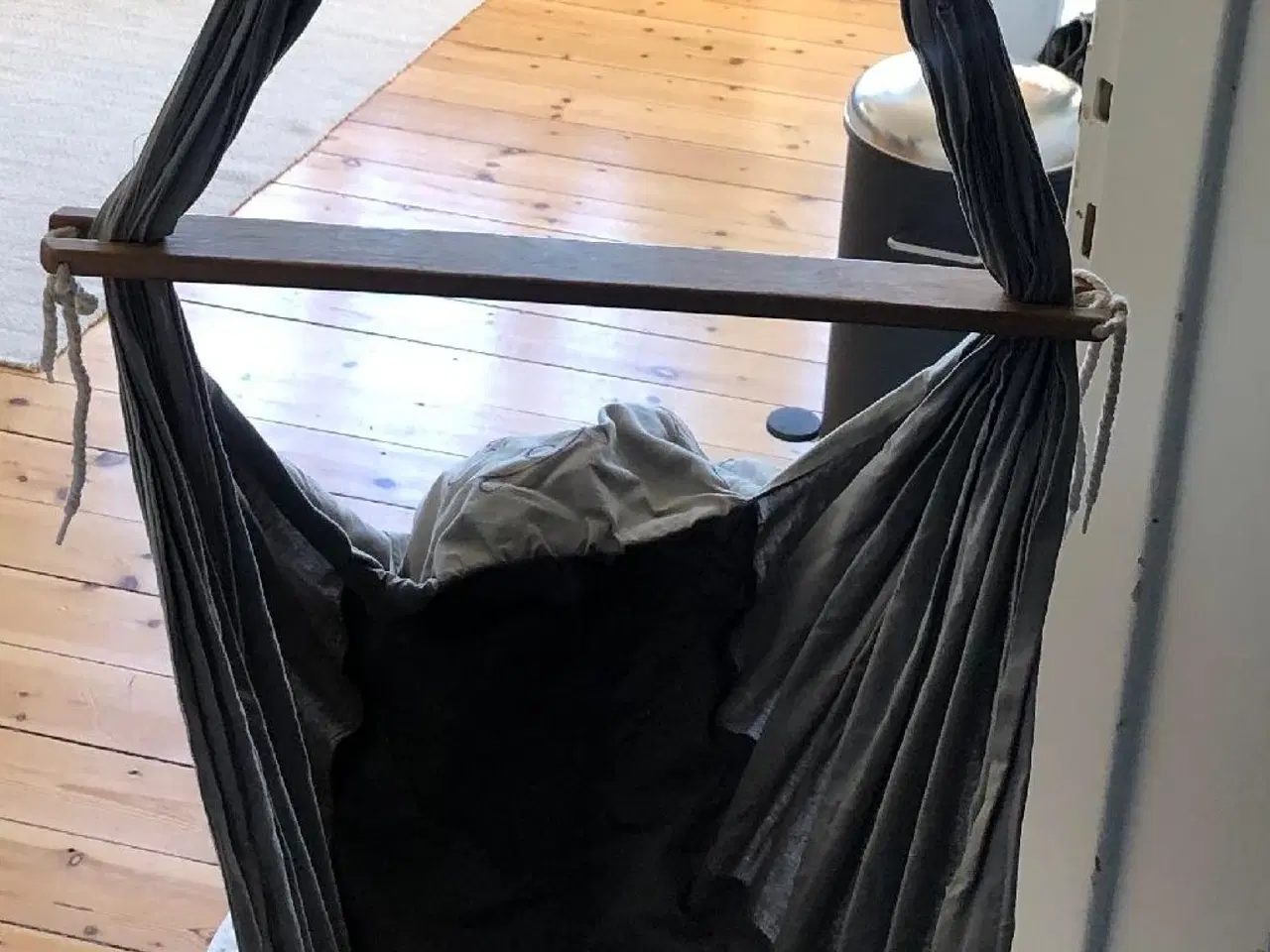 Billede 2 - Nonomo Slyngevugge til barnet