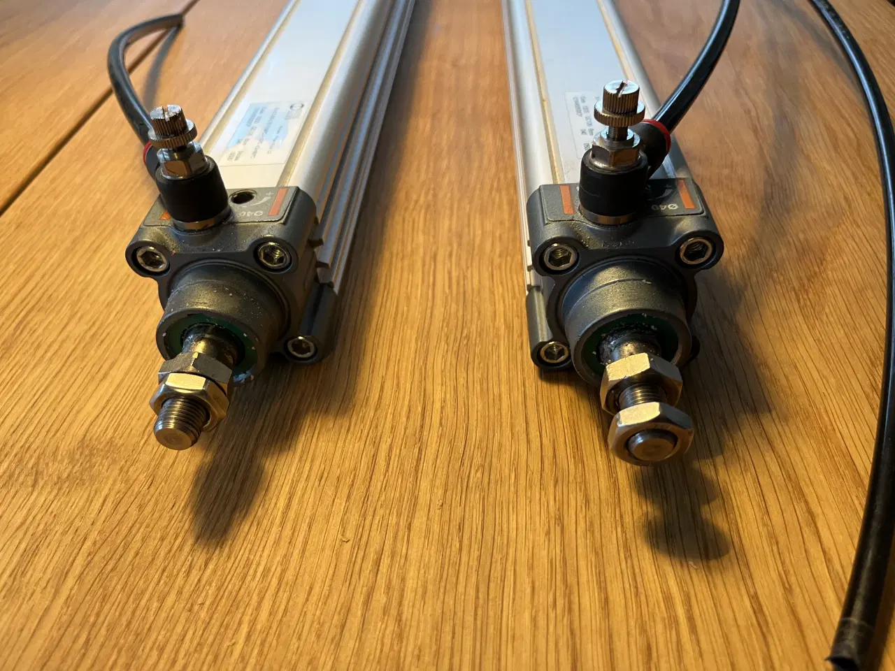 Billede 1 - Pneumatik cylindere fra Metal work