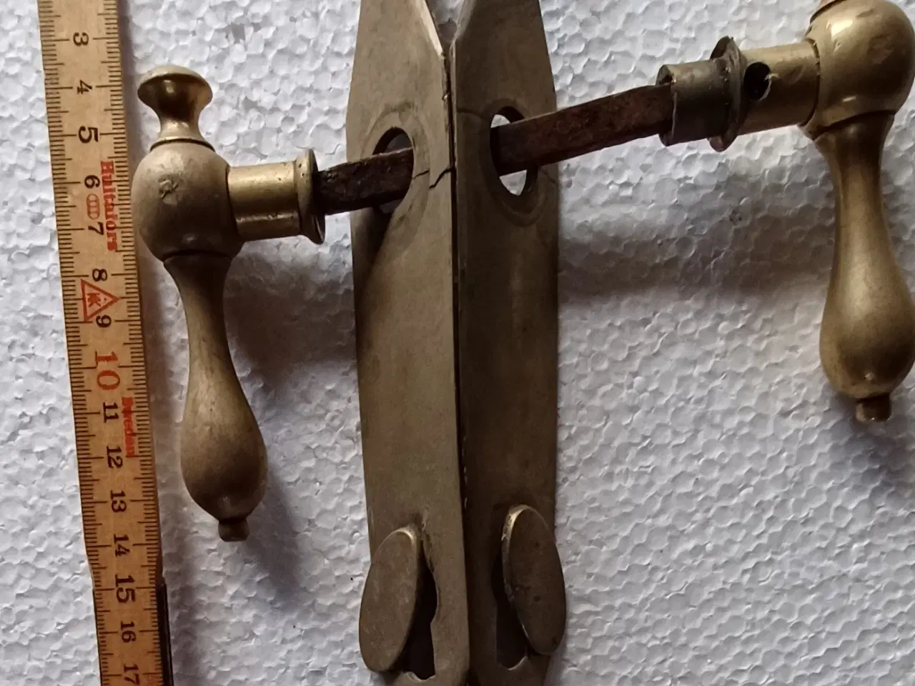Billede 2 - Antikke dørgreb.