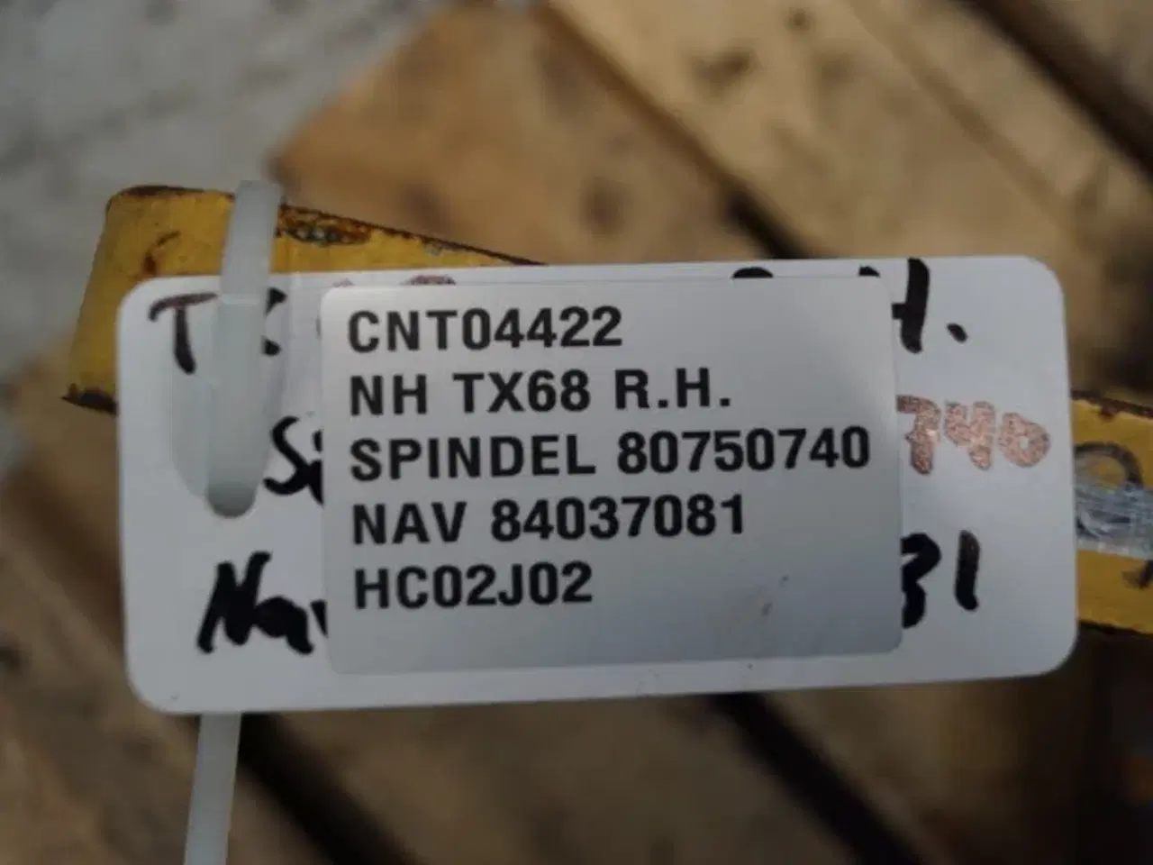 Billede 3 - New Holland TX68 R.H. Spindel 80750740