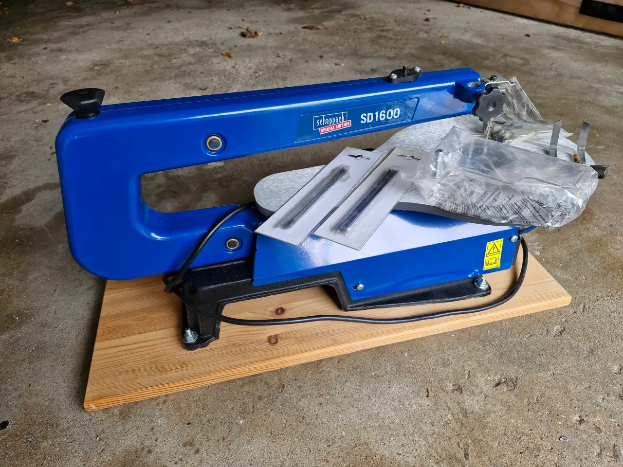 Billede 2 - Dekupørsav med ekstra klinger