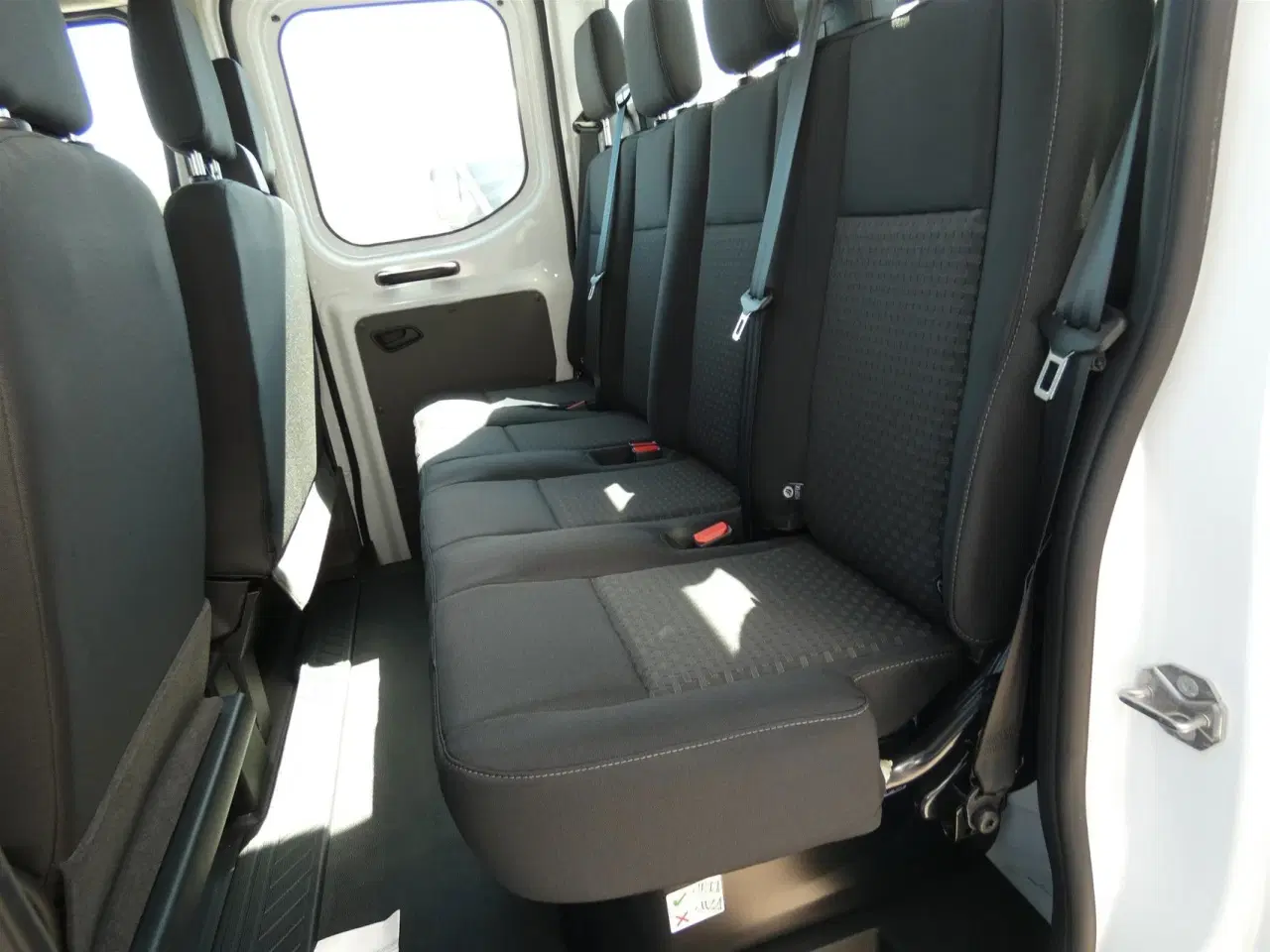 Billede 12 - Ford Transit 350 L3H1 2,0 TDCi Trend 130HK DobKab 6g