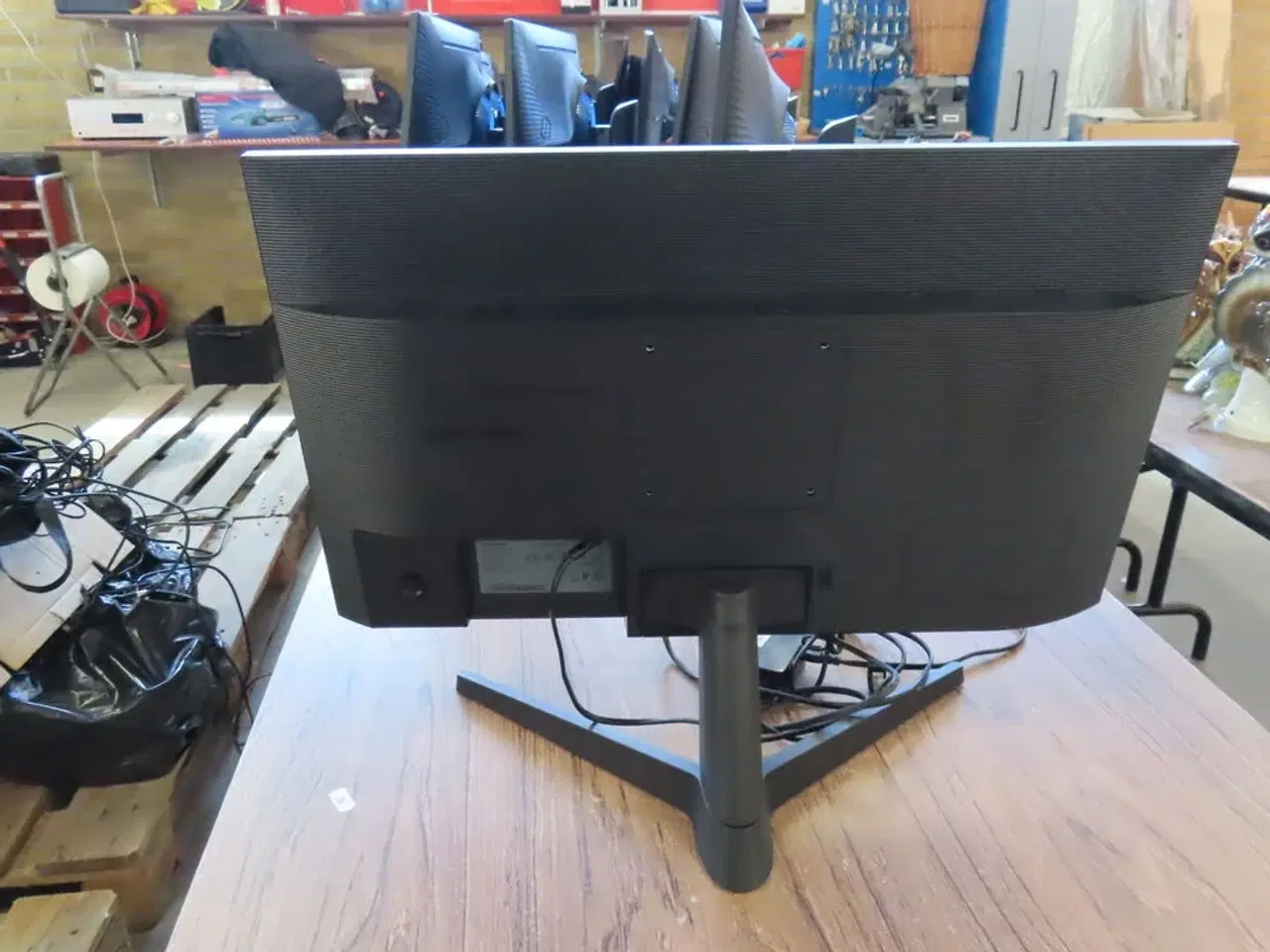 Billede 2 - 27" Computerskærm SAMSUNG F24T350HR