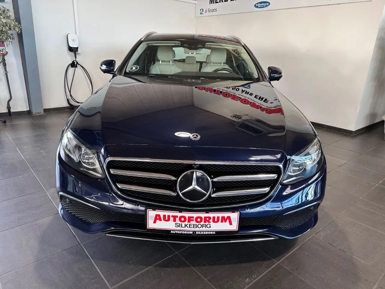 Billede 2 - Mercedes E220 d 2,0 Avantgarde stc. aut.