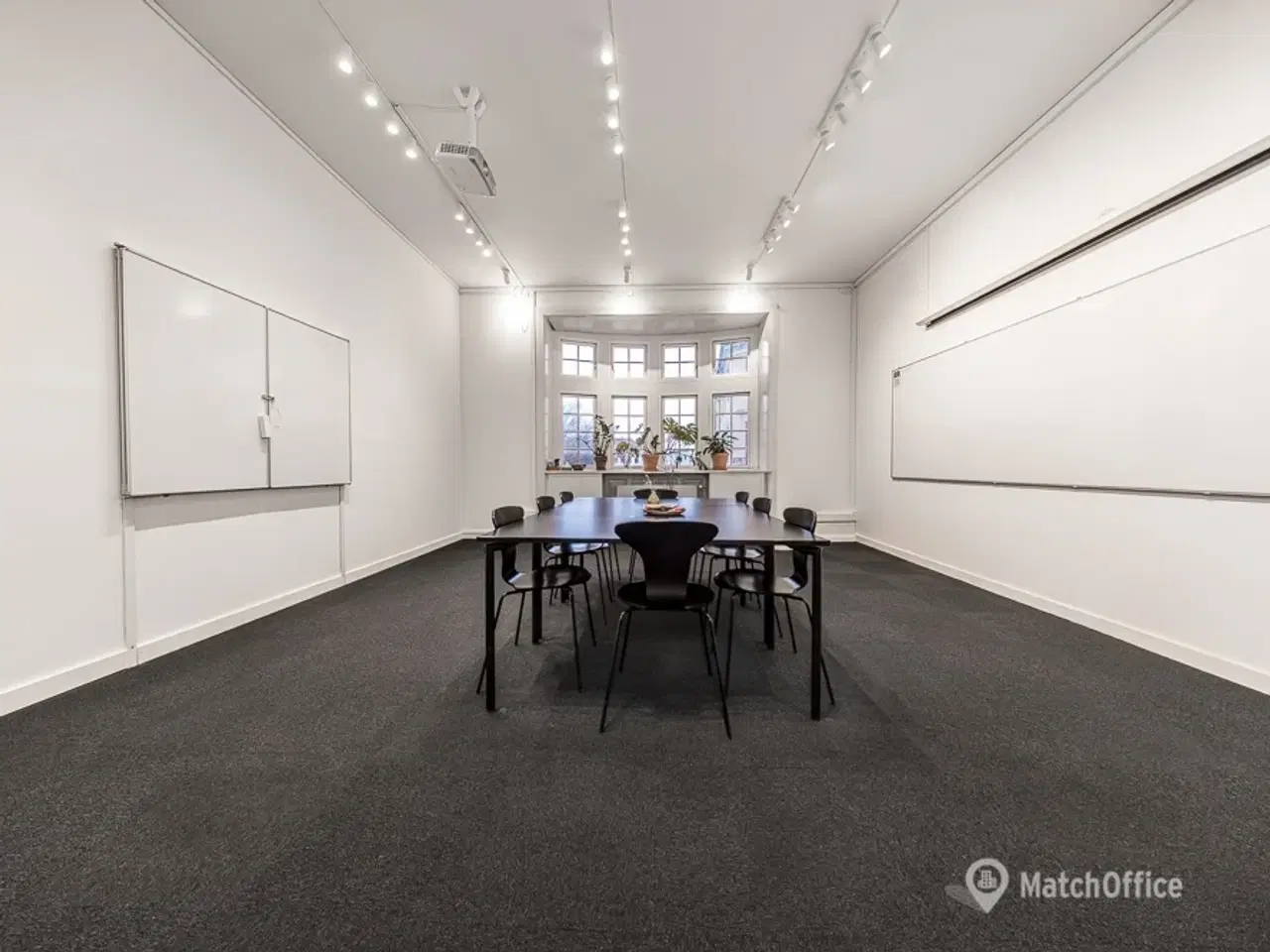 Billede 7 - Kontorlejemål med udsigt til Vor Frue Kirke - tæt på Gammeltorv