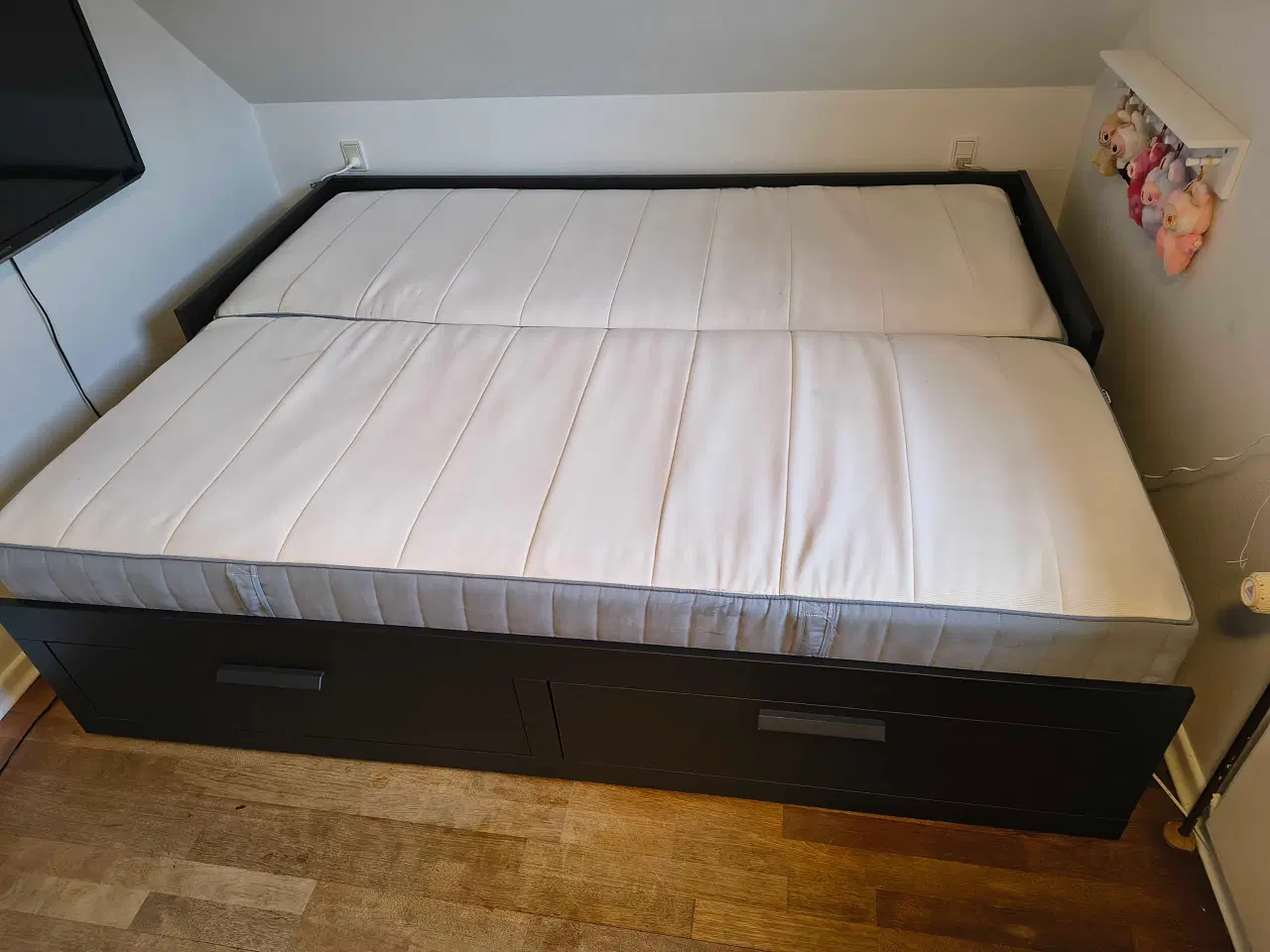 Billede 4 - Ikea Brimnes udtræksseng