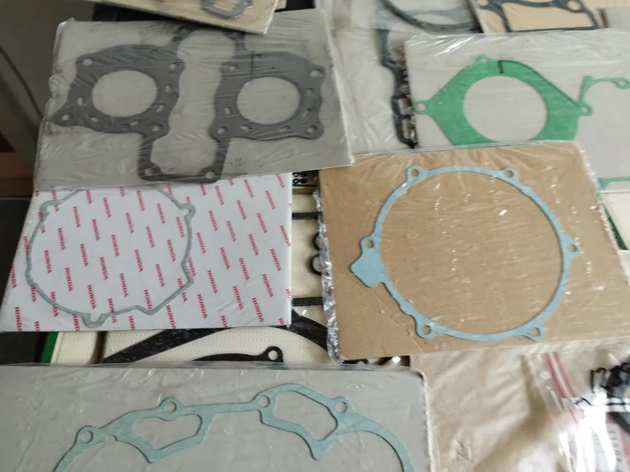 Billede 11 - Pakninger m.v. til Honda mc. nye ( se %) (kasse 7)