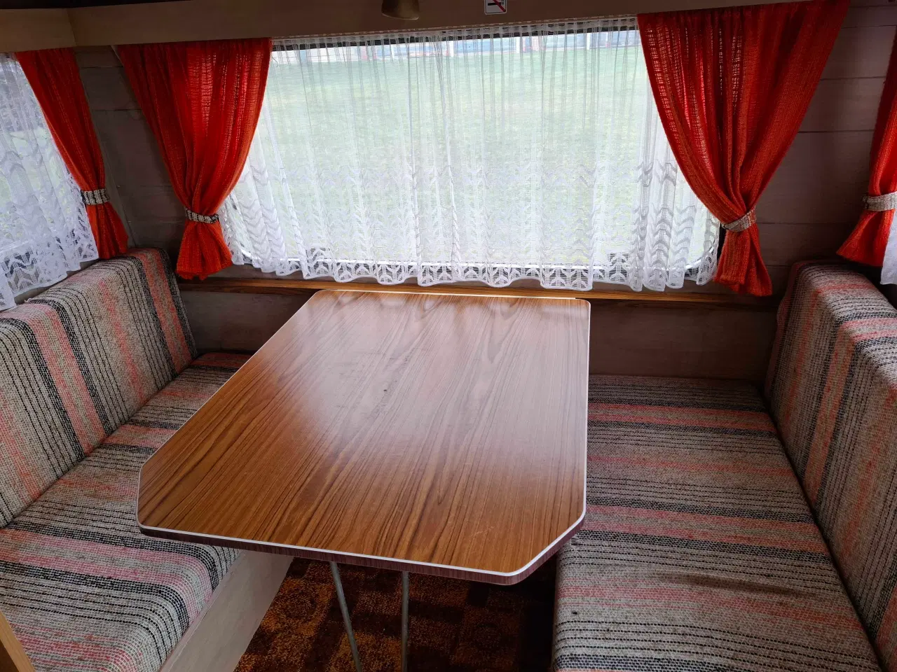 Billede 4 - Retro Campingvogn fra 1976 m. Fortelt