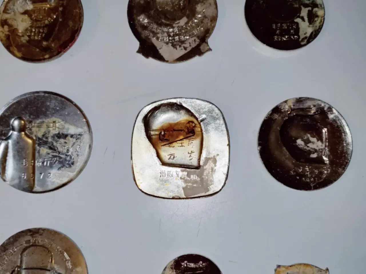 Billede 2 - mange super fede pins med formand mao