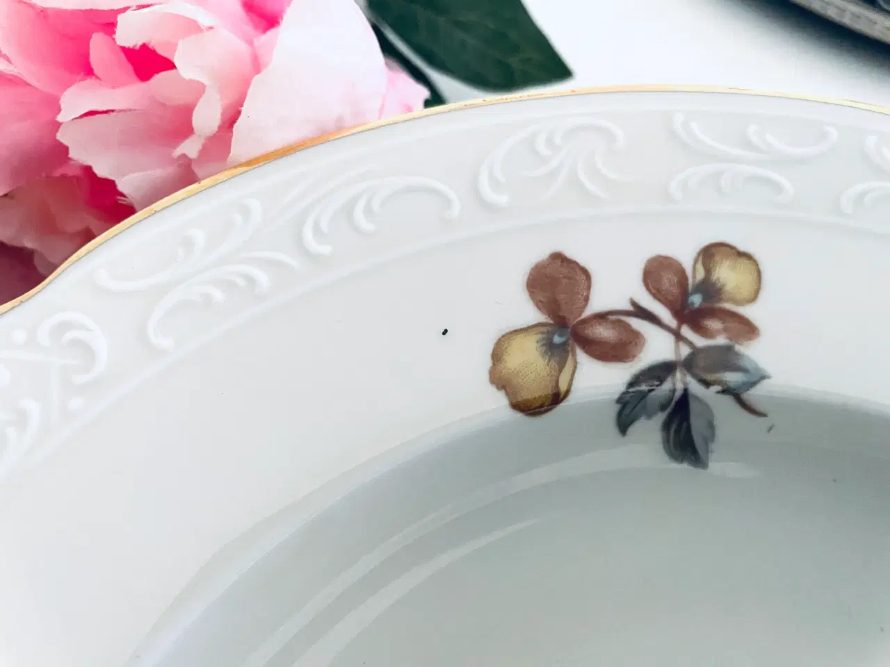 Billede 13 - Vintage dybe tallerkner 6 stk med patina