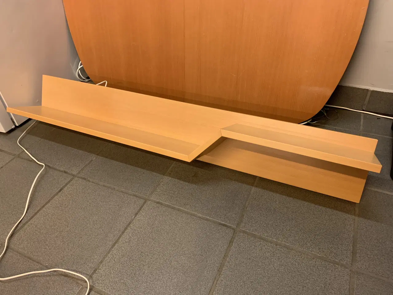 Billede 1 - Lyshylde fra møbelserien Condor