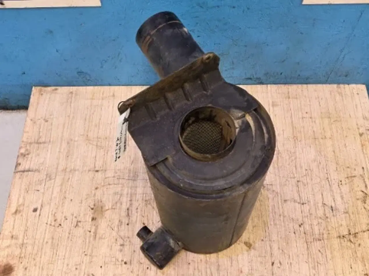 Billede 2 - Ford TW30 Luftfilterhus D8NN9600BC