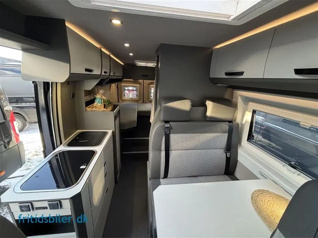 Billede 10 - 2025 - Bravia 636 140 Hk   Nok Danmarks fedeste campervan i en Bravia 636
