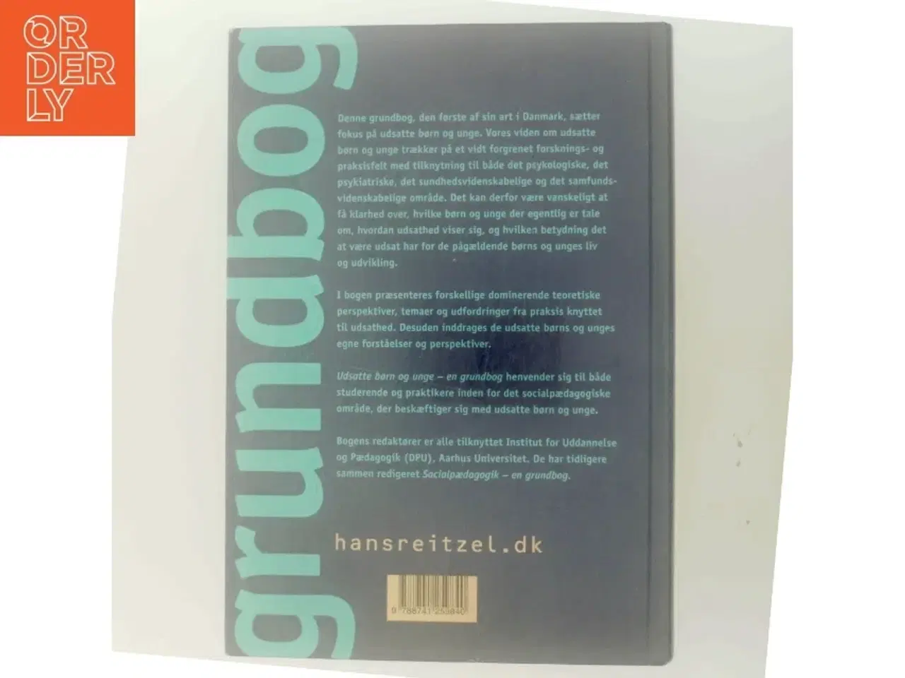 Billede 3 - Udsatte børn og unge : en grundbog (Bog)