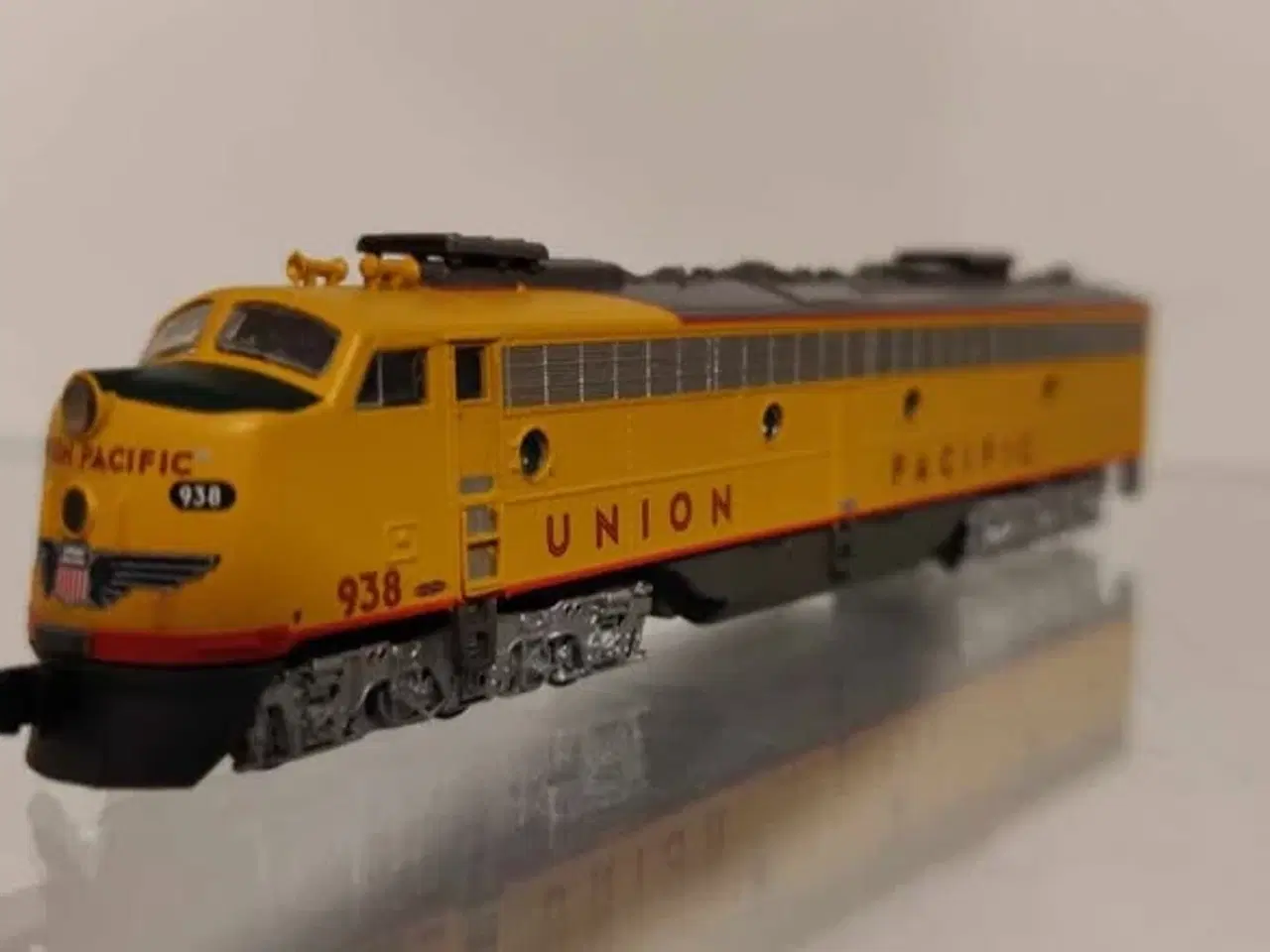 Billede 1 - Märklin/AZL. Union Pacific E9A. Z skala Lokomotiv.