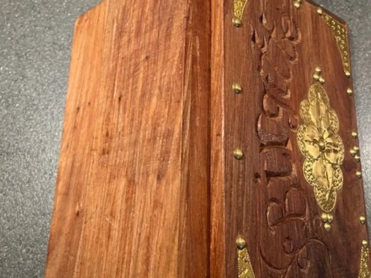 Billede 7 - Gedigent håndværk – Smukt træskrin med 6 rum