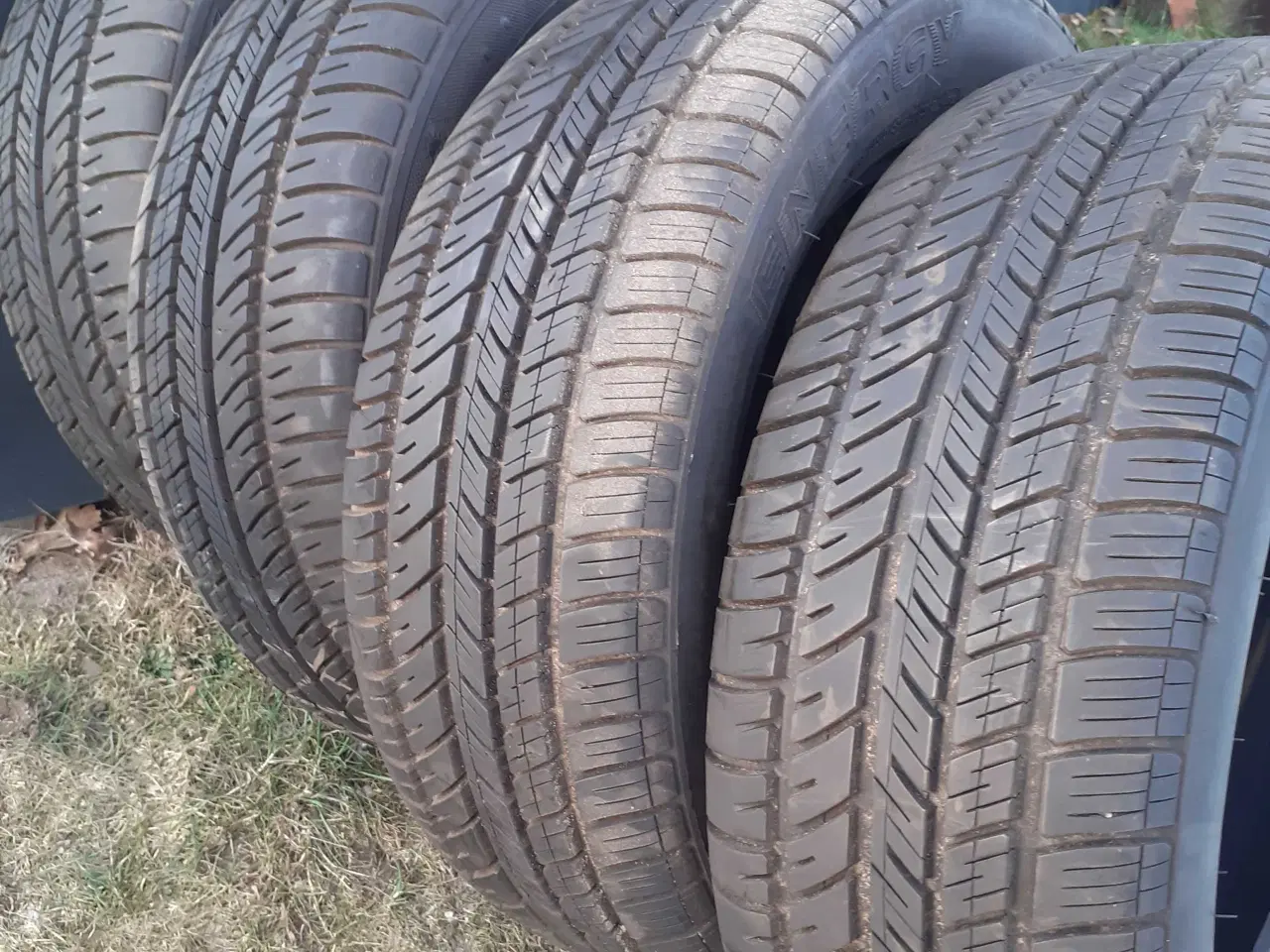 Billede 1 - Dæk til bil og trailer