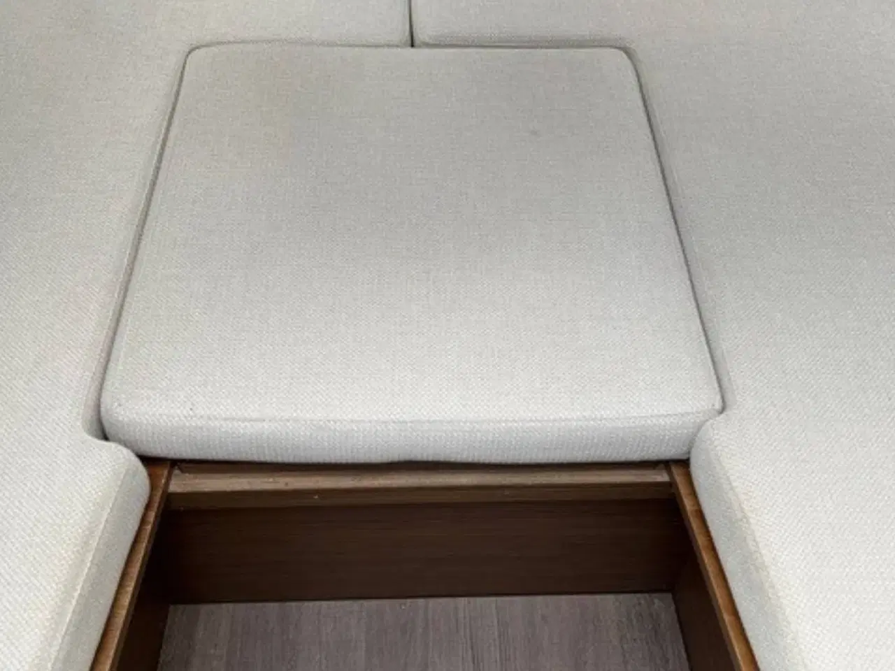 Billede 11 - Jeanneau 6.5 DC - 175 HK Yamaha/Udstyr