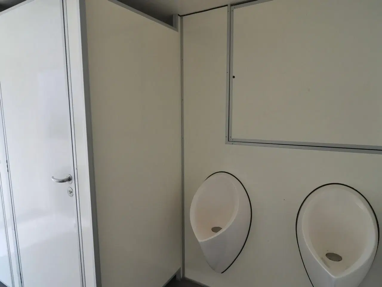 Billede 14 - Type 730: Herre-dame toiletvogn