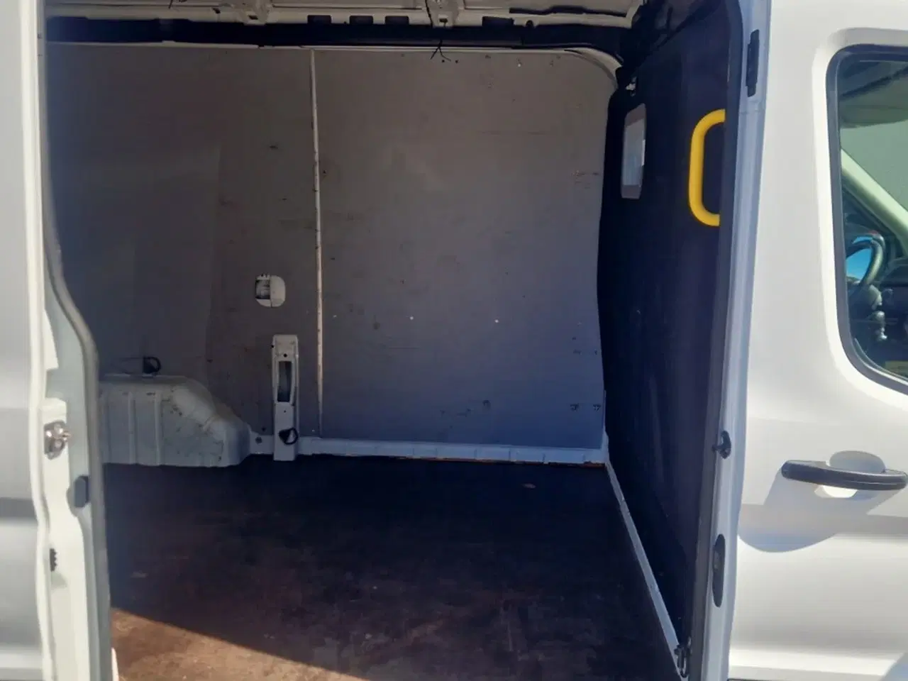 Billede 9 - Ford Transit 350 L2 Van 2,0 TDCi 130 Trend H2 FWD